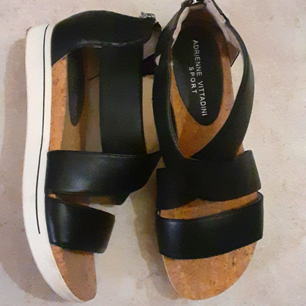Adrienne Vittadini sandal